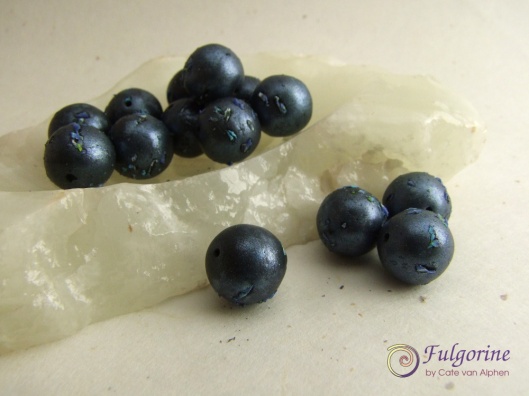 Blueberry Frit beads by Cate van Alphen