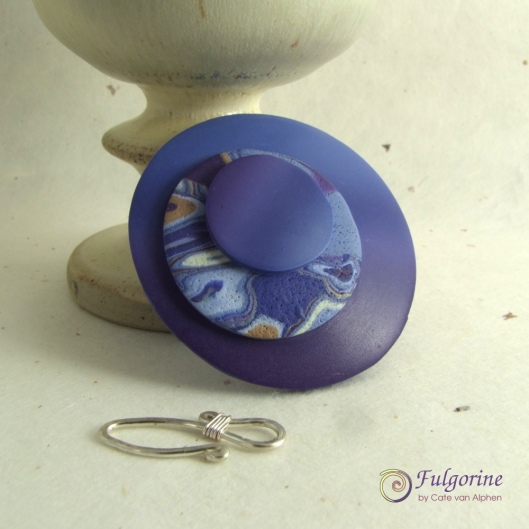 Polymer clay toggle by Cate van Alphen